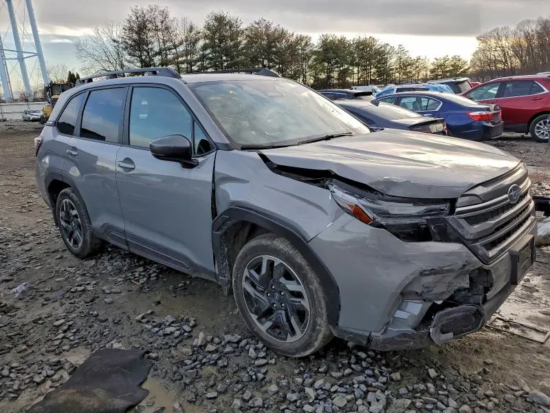 2025 SUBARU FORESTER LIMITED  