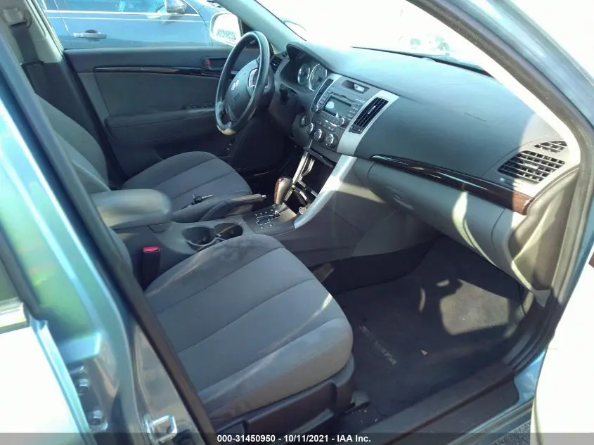2010 HYUNDAI SONATA GLS