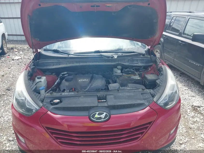 2015 HYUNDAI TUCSON SE