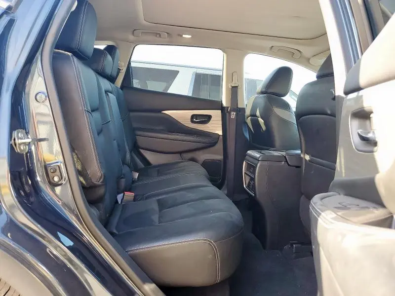 2015 NISSAN MURANO S  