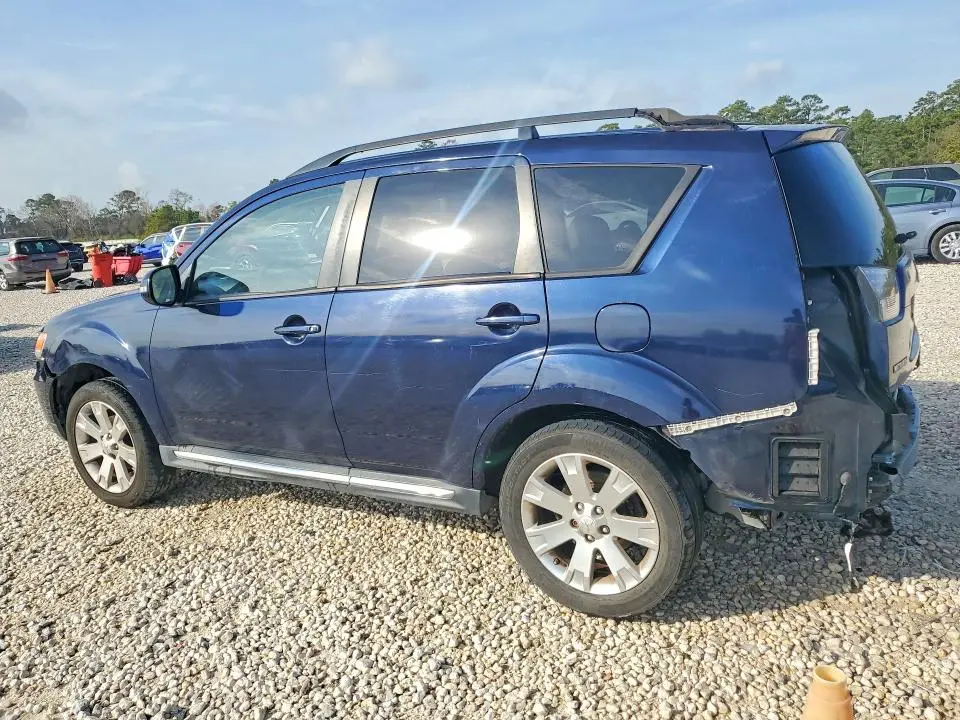 2010 MITSUBISHI OUTLANDER SE  
