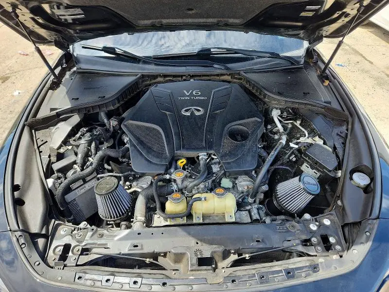 2019 INFINITI Q60 RED SPORT 400  
