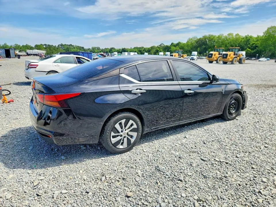 2022 NISSAN ALTIMA S  