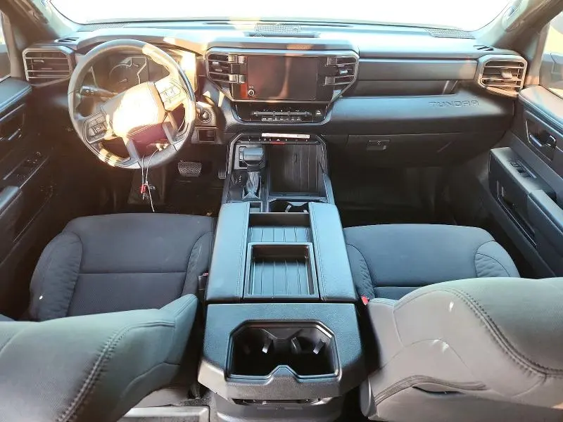 2026 TOYOTA TUNDRA SR  
