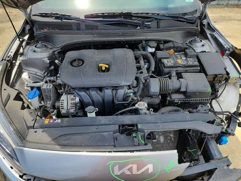 2024 KIA FORTE GT LINE  