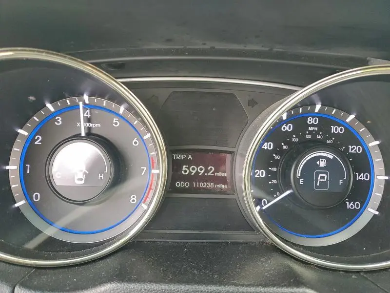 2012 HYUNDAI SONATA SE  