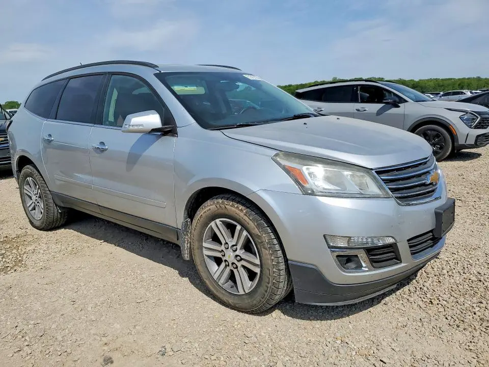 2015 CHEVROLET TRAVERSE LT  