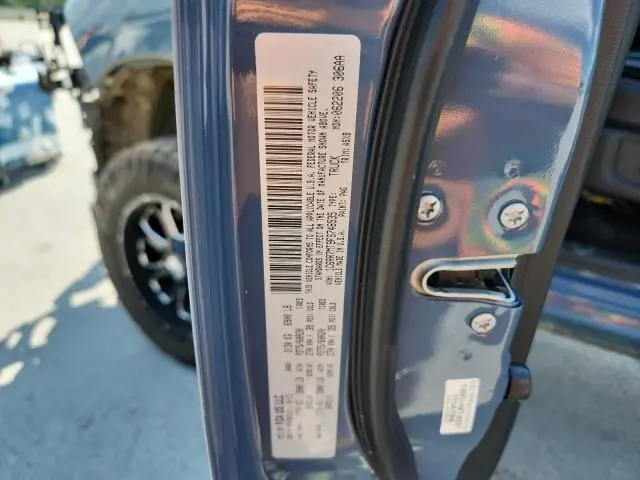 2015 RAM 1500 SPORT  