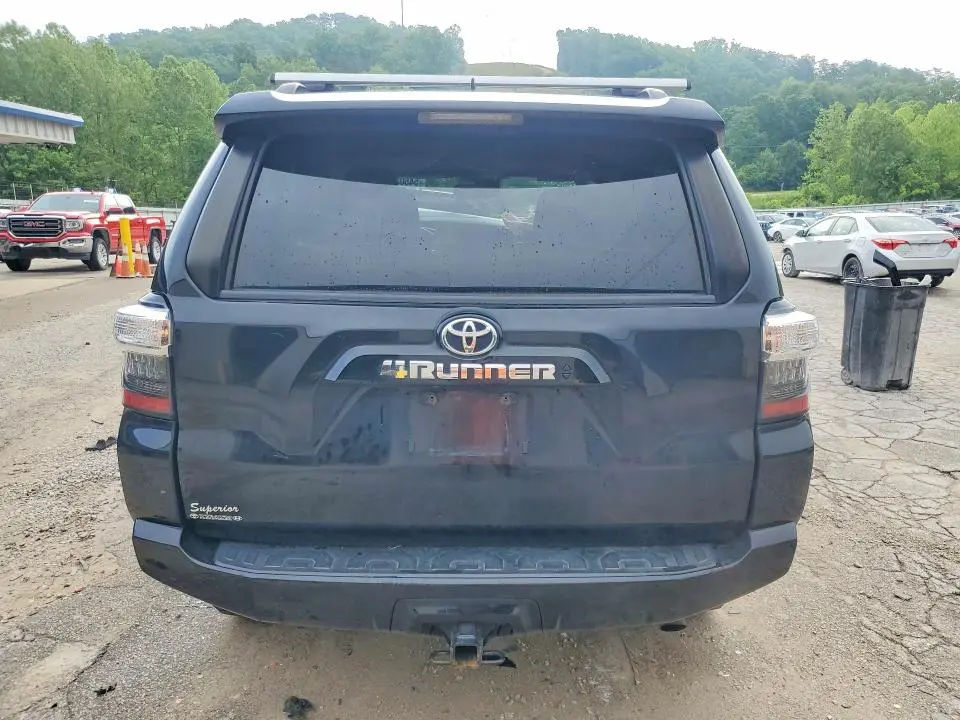 2022 TOYOTA 4RUNNER SR5 PREMIUM  