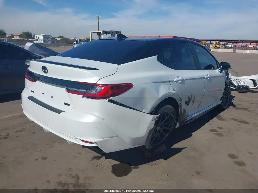 2025 TOYOTA CAMRY XSE