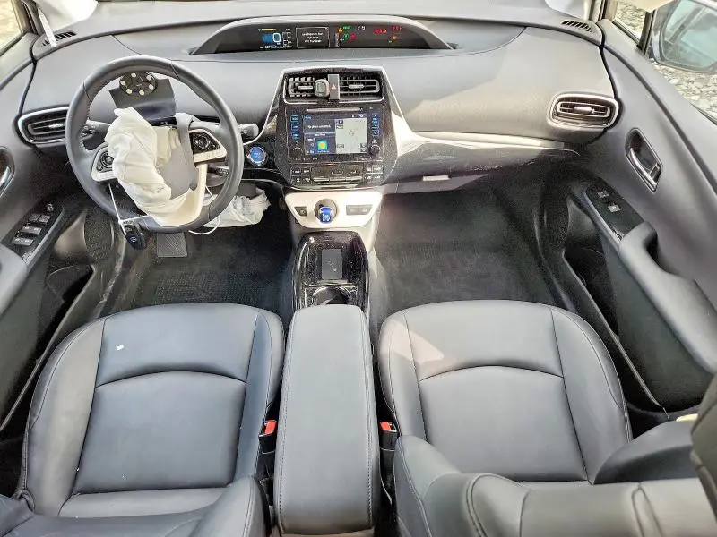 2017 TOYOTA PRIUS FOUR  