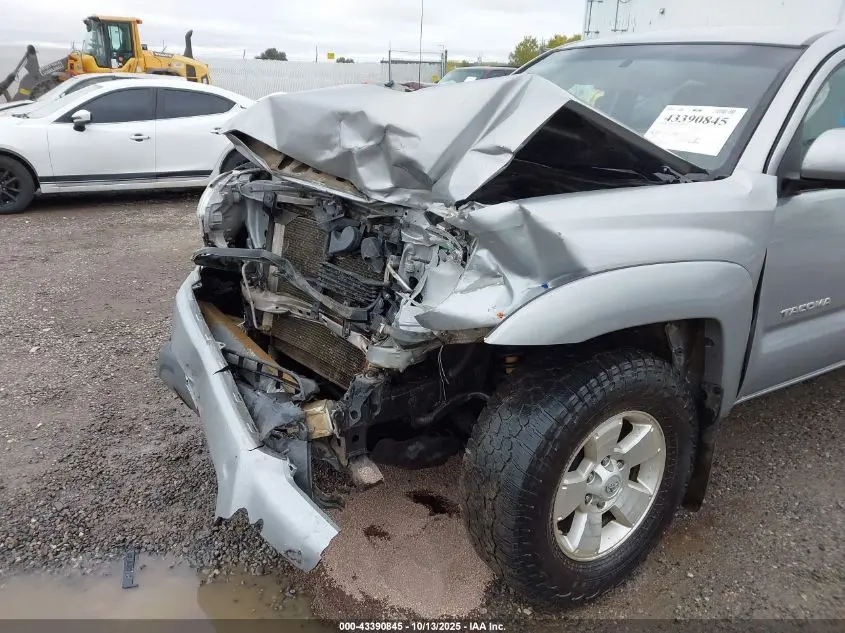 2015 TOYOTA TACOMA BASE V6