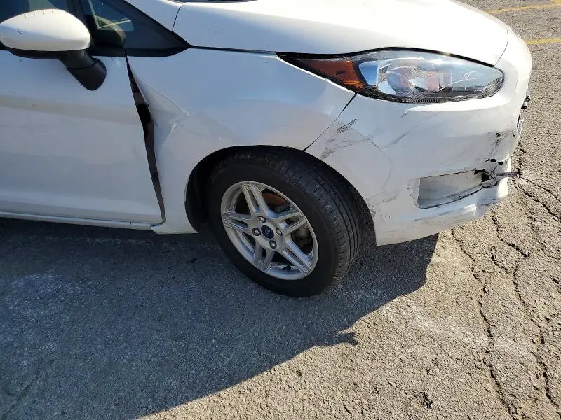 2017 FORD FIESTA SE  