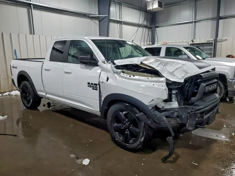 2019 RAM 1500 CLASSIC SLT  