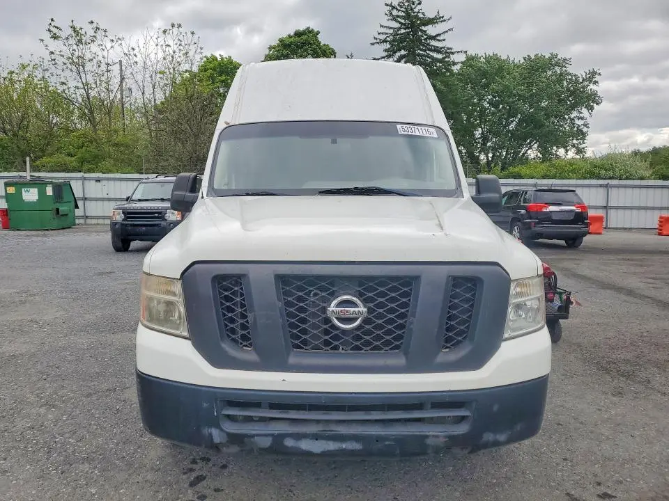 2015 NISSAN NV 2500  
