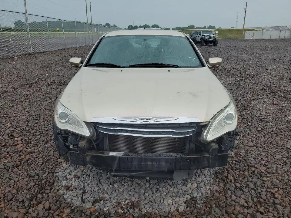 2014 CHRYSLER 200 LX  