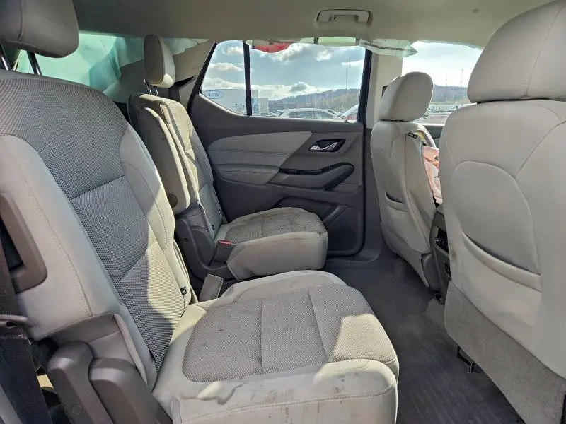 2018 CHEVROLET TRAVERSE LT  