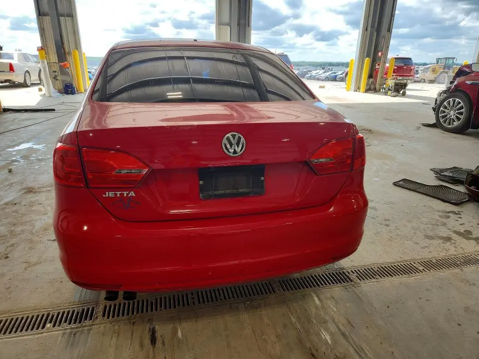 2012 VOLKSWAGEN JETTA BASE  
