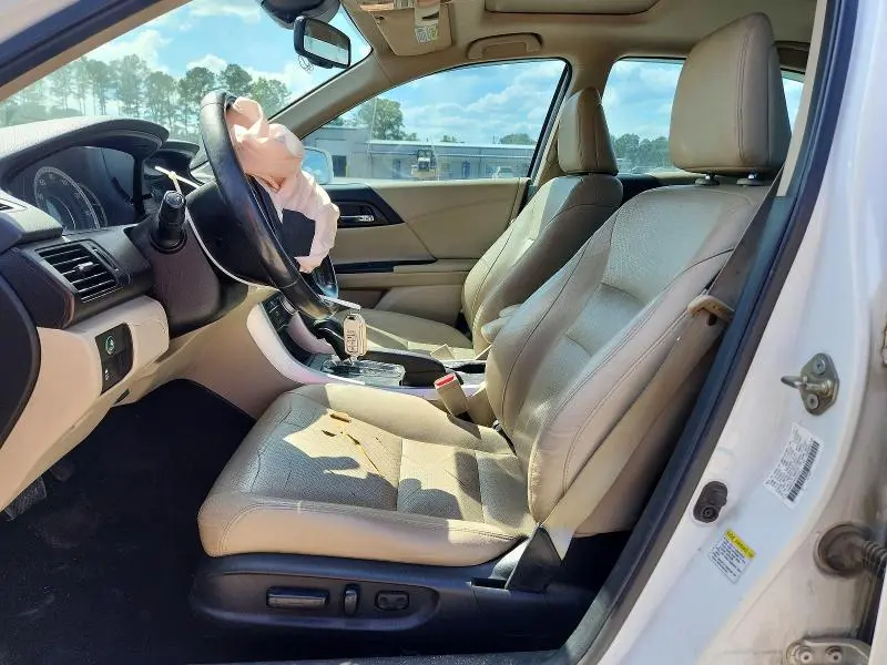 2015 HONDA ACCORD TOURING  