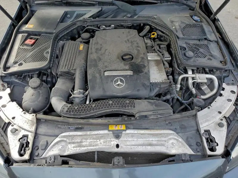 2015 MERCEDES-BENZ C 300  