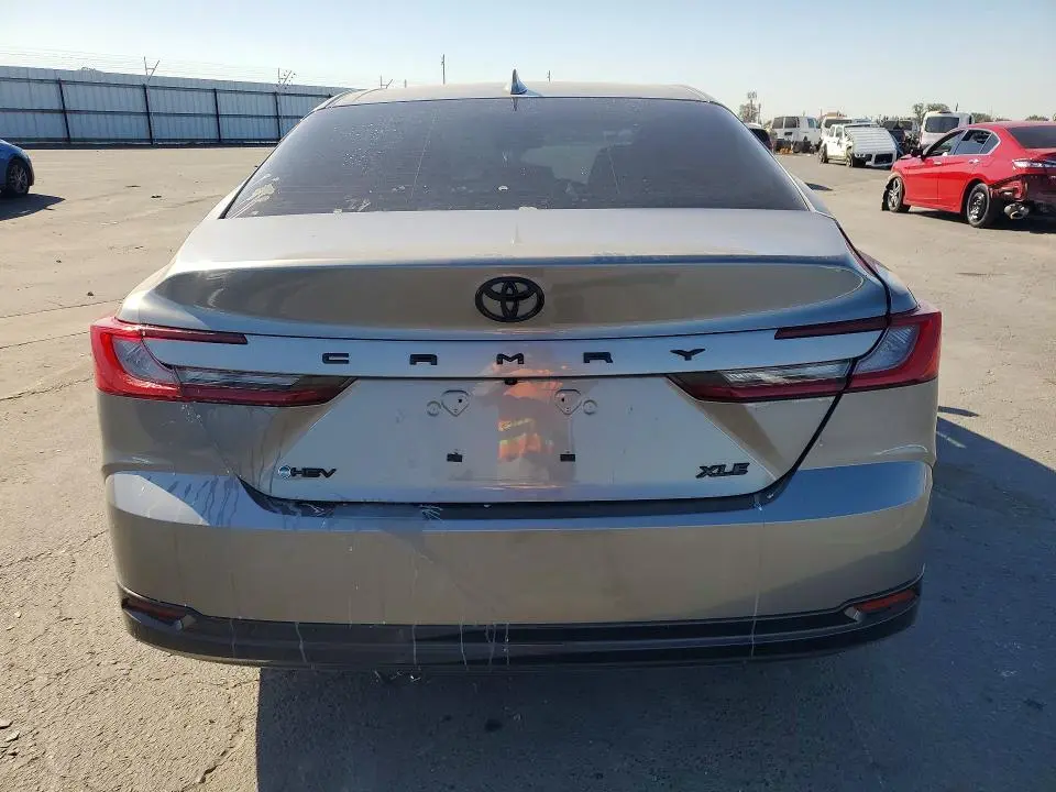 2026 TOYOTA CAMRY XLE  