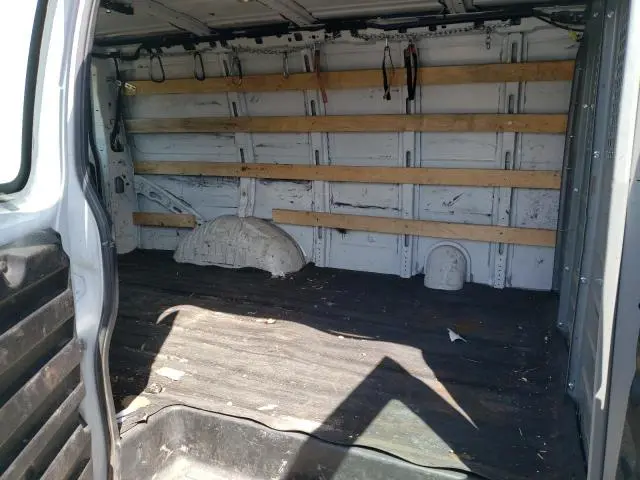 2018 GMC SAVANA G2500  