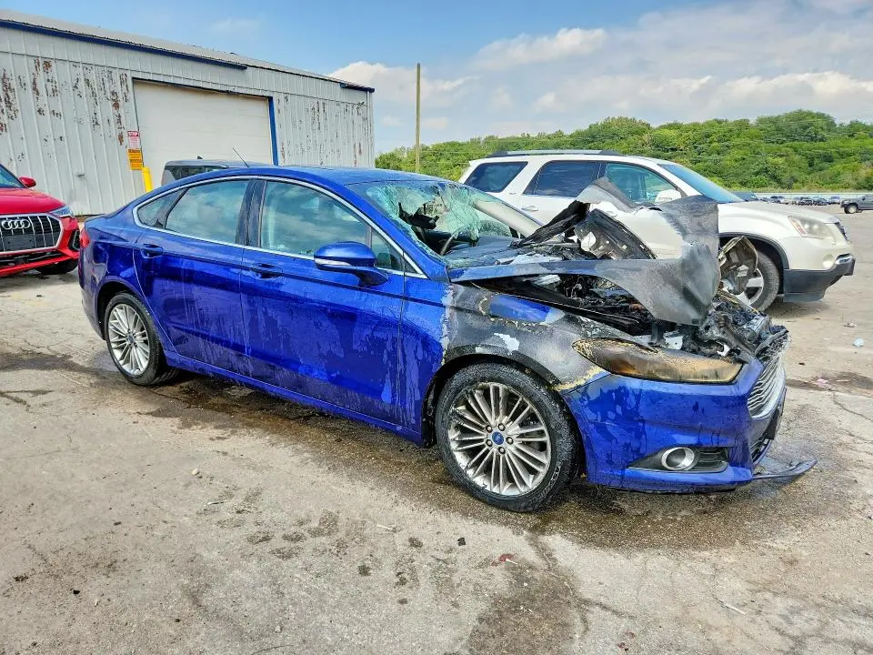 2015 FORD FUSION SE  