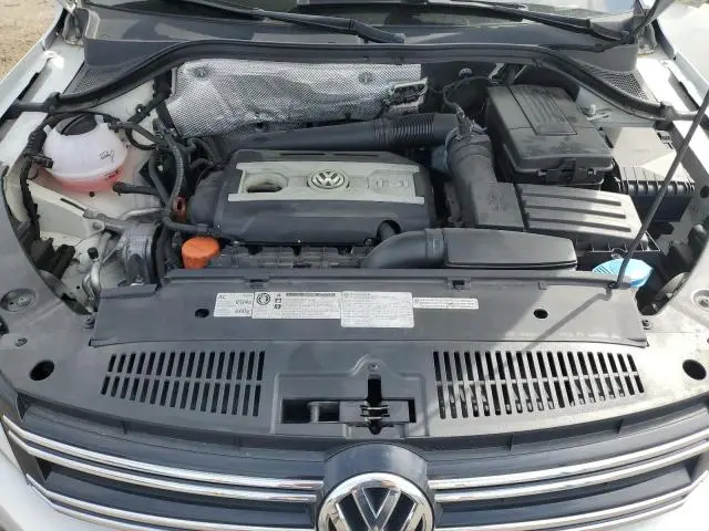 2013 VOLKSWAGEN TIGUAN S  