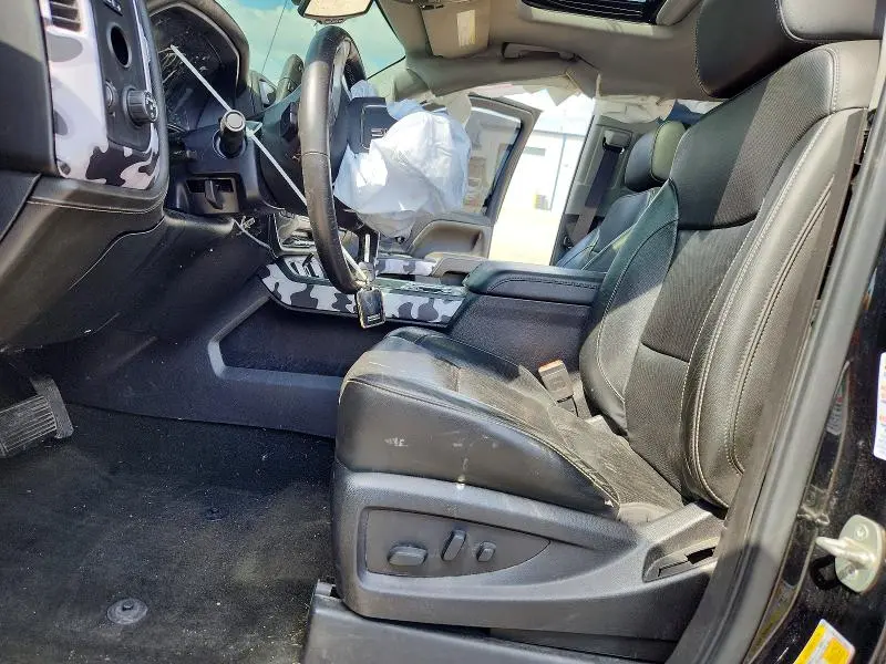 2017 GMC SIERRA K1500 SLT  