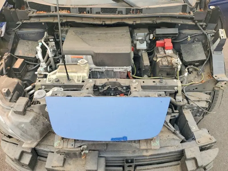 2018 NISSAN LEAF SL  