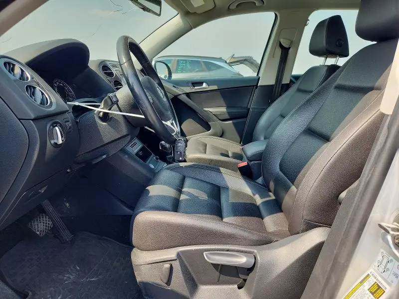 2017 VOLKSWAGEN TIGUAN S  