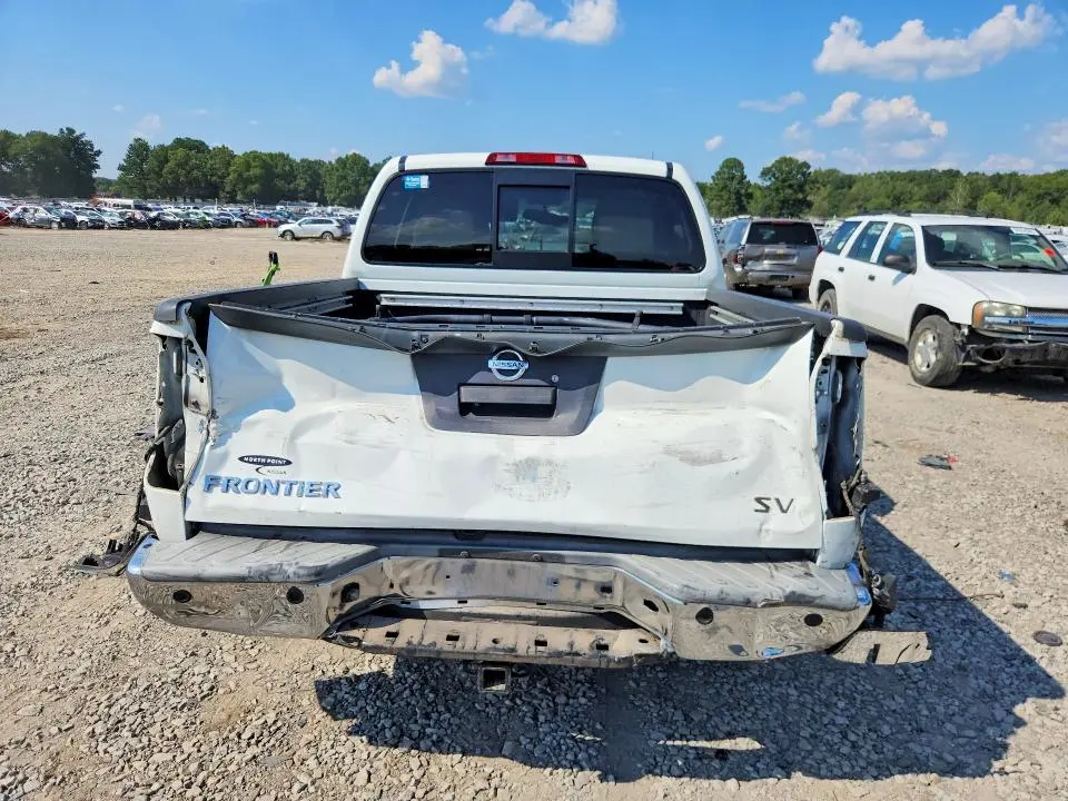 2014 NISSAN FRONTIER S  