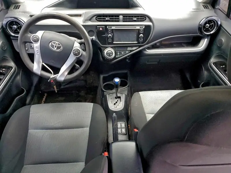 2015 TOYOTA PRIUS C   