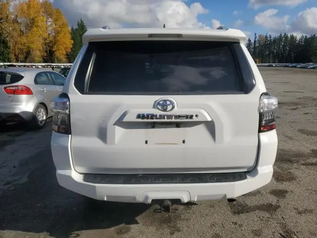 2014 TOYOTA 4RUNNER SR5  