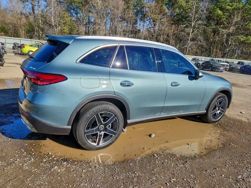 2026 MERCEDES-BENZ GLC 300 4MATIC  