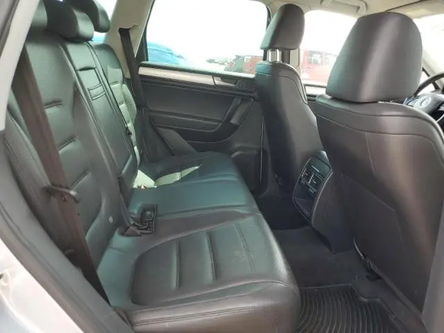 2012 VOLKSWAGEN TOUAREG V6 TDI  