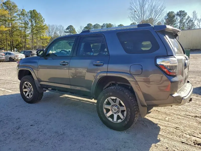 2014 TOYOTA 4RUNNER SR5  