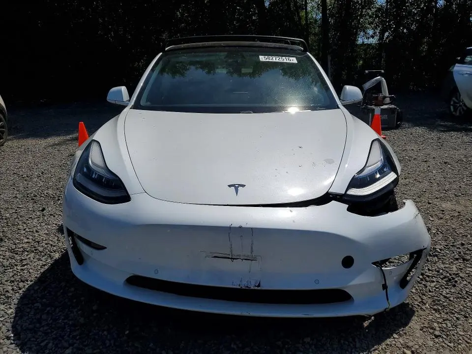 2018 TESLA MODEL 3   