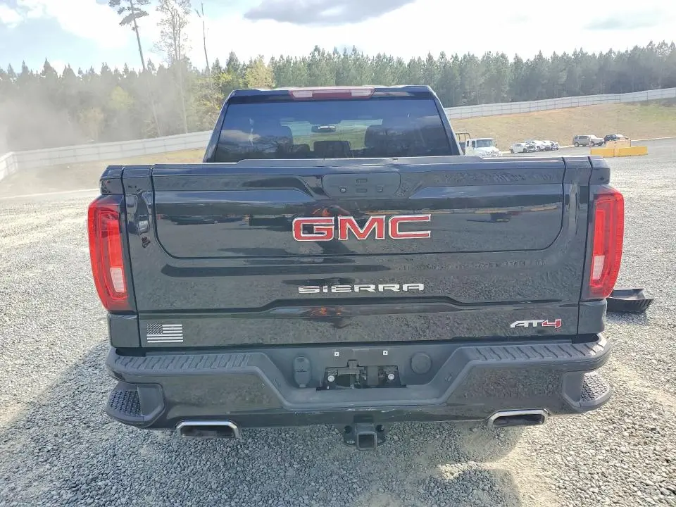 2021 GMC SIERRA K1500 AT4  