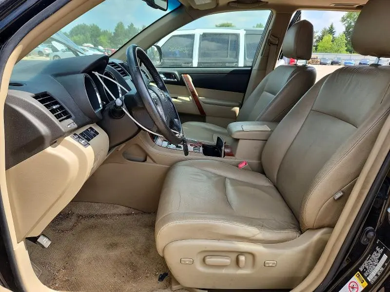2010 TOYOTA HIGHLANDER LIMITED  