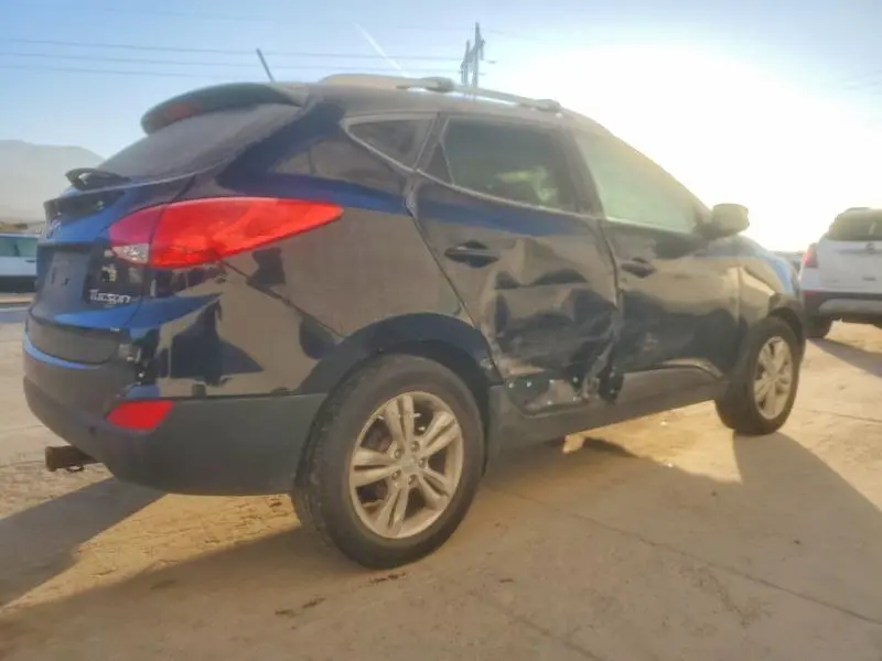 2012 HYUNDAI TUCSON GLS  
