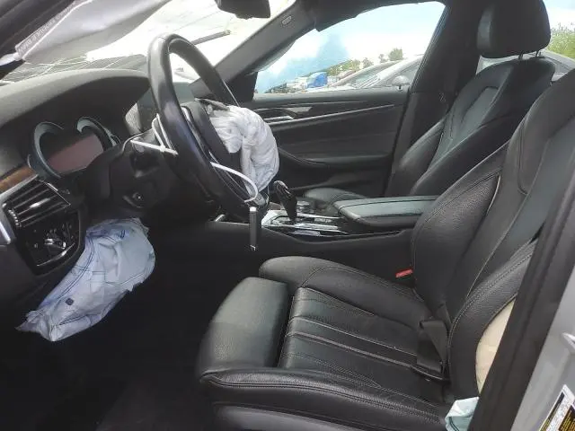 2018 BMW 530E 