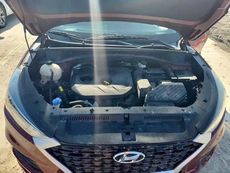 2020 HYUNDAI TUCSON SE  