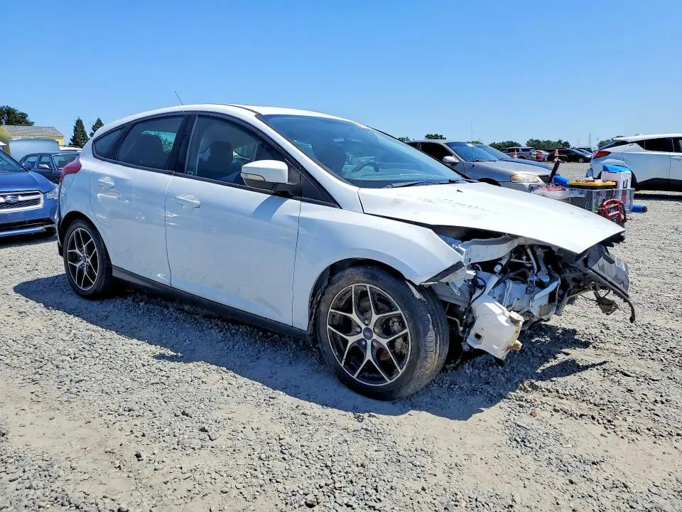 2017 FORD FOCUS SEL  