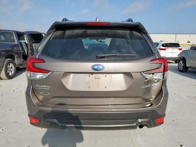 2023 SUBARU FORESTER PREMIUM  