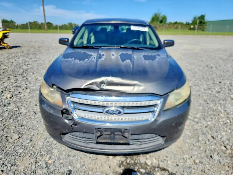 2011 FORD TAURUS SEL  