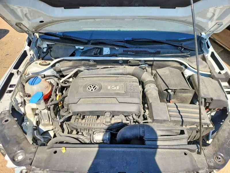 2016 VOLKSWAGEN JETTA SEL  