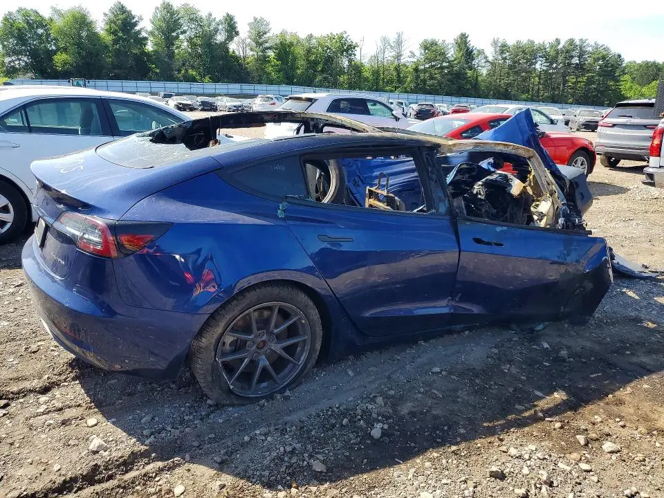 2021 TESLA MODEL 3   