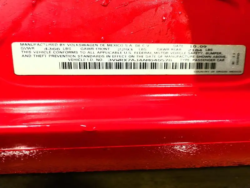 2010 VOLKSWAGEN JETTA SE  