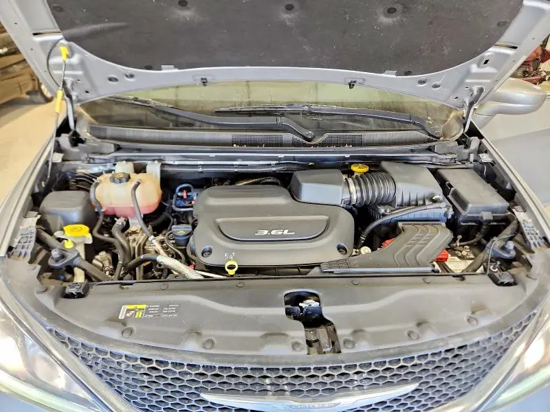 2017 CHRYSLER PACIFICA TOURING L  